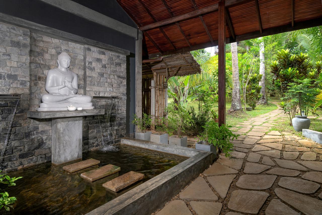 Hotel Seven Turtles Tangalle Exterior foto